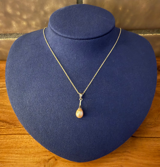 Pale Pink Freshwater Pearl Necklace